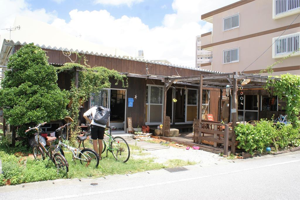 Minshuku Agaihama Hostel Yonabaru Buitenkant foto